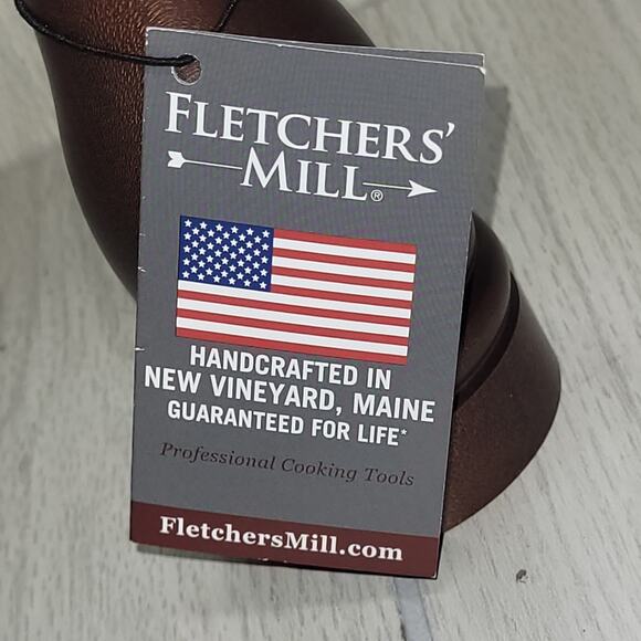 Fletchers Mill Federal Salt Mill Walnut 8 in USA Made NWT - Picture 2 of 9
